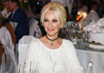 Сегодня, 19 мая, свой 49 день рождения празднует звезда российского телевидения  Лера Кудрявцева