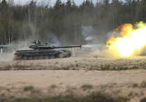 Главное управление разведки (ГУР) Минобороны Украины заявило о переброске в Донбасс более 10 танков из России, пишет УНН