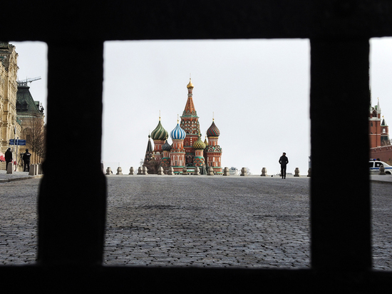 Россияне рассказали, почему не хотят выходить из режима самоизоляции