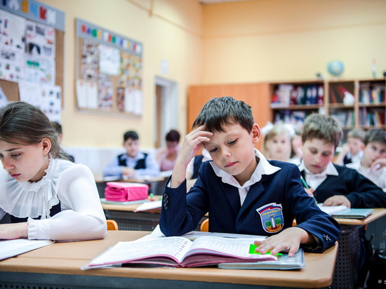 В Ярославской области родители школьников умоляют вернуть очное обучение