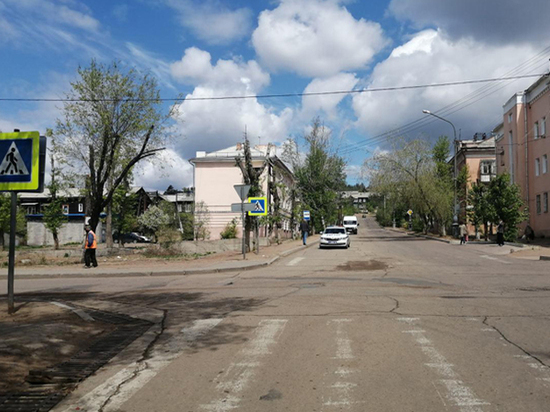 В Улан-Удэ водитель сбил велосипедиста, ехавшего по пешеходному переходу