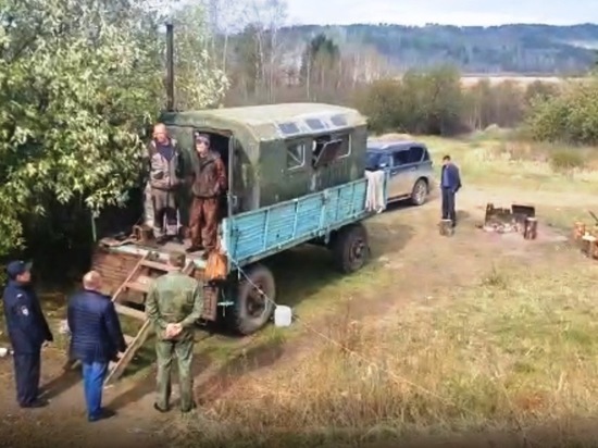 Гурулев и Немков проверили лесные посты в Петровск-Забайкальском районе
