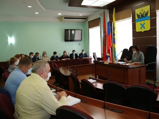 Депутаты провели пленарное заседание Совета