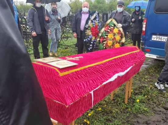 Куряне подписывают петицию против занижения числа смертей от ковид-19