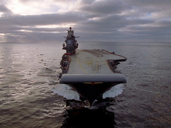 ОСК отказалась от услуг подрядчика на модернизацию "Адмирала Кузнецова"