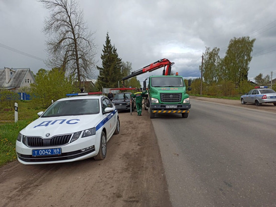 ГИБДД продолжает проверку водителей такси в Тверской области