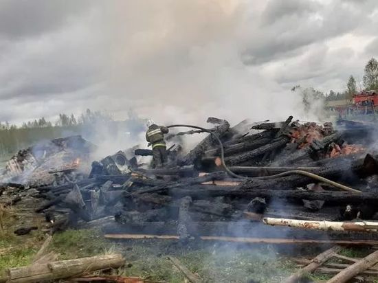 Ярославские власти окажут материальную помощь семье, в которой погибли в пожаре трое детей