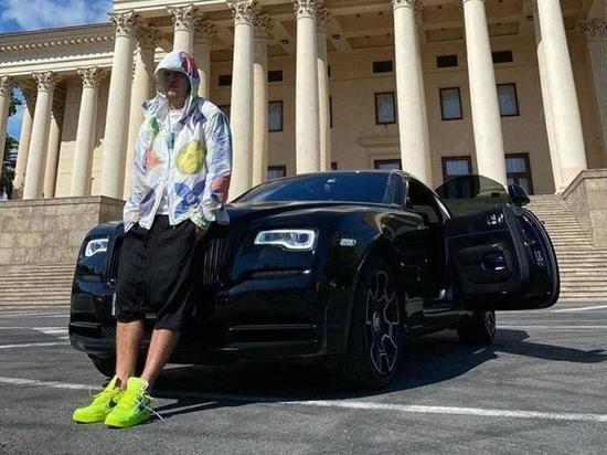 Кокорин похвастался новым Rolls-Royse за 20 млн рублей