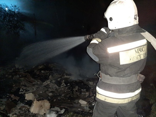 В Калужской области во время пожара сарая пострадал человек