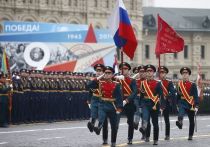 Президент России Владимир Путин официально заявил, что военный парад по случаю 75-й годовщины Победы в Великой Отечественной войне пройдет в Москве 24 июня