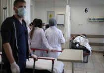 Глава дагестанского Буйнакска Исламудин Нургудаев сообщил на своей странице в Instagram о кончине из-за коронавируса еще двух медиков