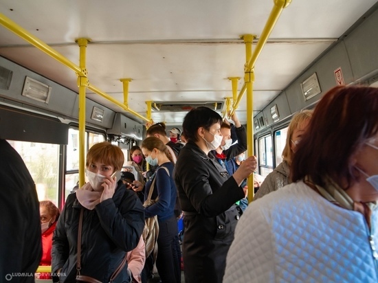 Петрозаводчане просили запустить автобусы из-за переполненных троллейбусов