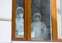 Мэр города Буйнакска Исламудин Нургудаев в своем Instagram сообщил о гибели главного врача детской больницы и фельдшера скорой помощи, которые лечили больных, инфицированных коронавирусом