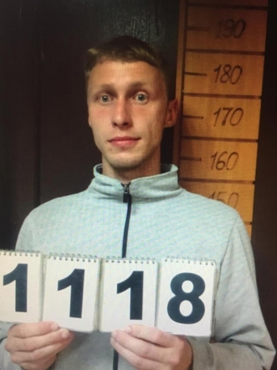 Новосибирские полицейские раскрыли грабёж Новосибирские полицейские раскрыли грабёж
