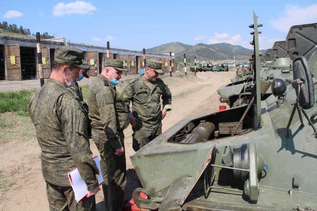 В ч улан удэ. Генерал майор Валерий Солодчук. Валерий Солодчук Улан Удэ. Войсковая часть 38846 Улан-Удэ. Солодчук Валерий Николаевич генерал-майор должность.