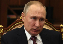 Президент России Владимир Путин провел телефонный разговор с эмиром Катара Тамимом Аль Тани