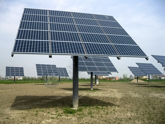 В калмыцком районе возводится вторая очередь солнечной электростанции