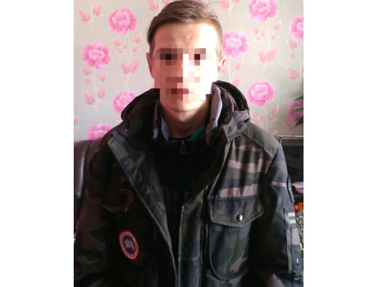 20-летний парень вымогал у жителей Чувашии деньги, шантажируя интимными фото 20-летний парень вымогал у жителей Чувашии деньги, шантажируя интимными фото