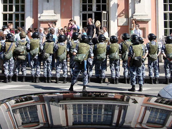 Российские полицейские о жесткости американских коллег: «У нас тоже так задерживают»