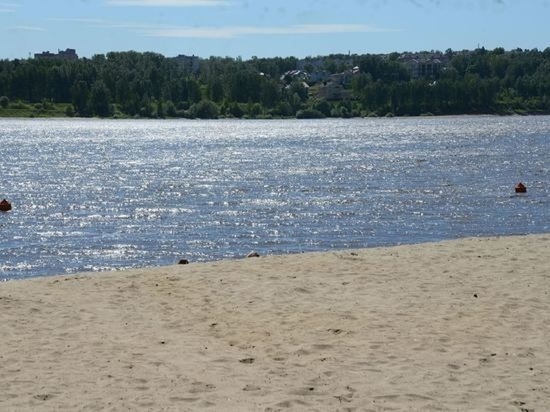 Песок на костромских пляжах хорош… а вот вода не идеальна
