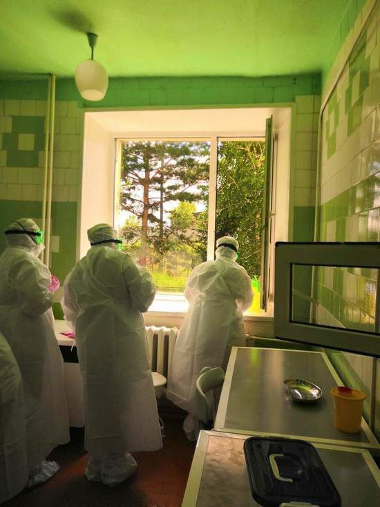 В Туве ввели еще одну лабораторию по исследованию биоматериалов  на COVID-19