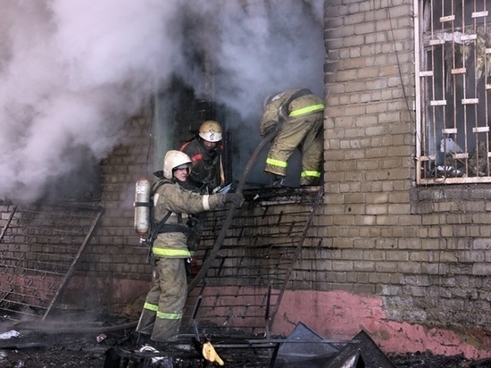 С наступлением тепла в Ивановской области все чаще начали гореть заброшенные здания
