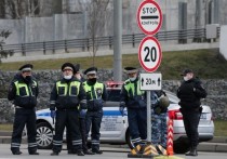 Телеграм-канал Baza сообщает, что ко 2 июня в Москве убрали все посты, установленные в середине апреля на въездах-выездах из города