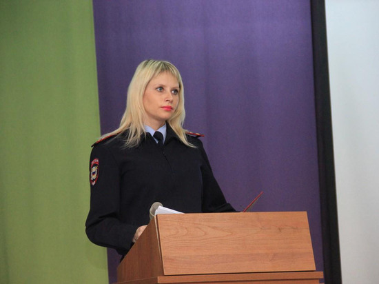 Уволенная за план по штрафам начальник участковых Новосибирска обратилась в суд