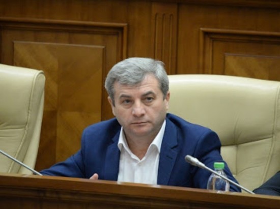 Лидер фракции социалистов Корнелиу Фуркулицэ уверен в команде ПСРМ