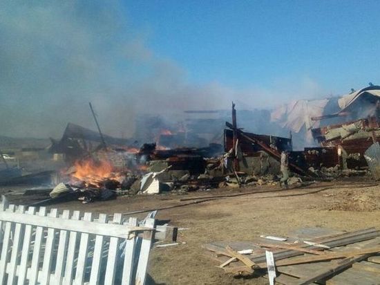 Воры сожгли банк в забайкальском селе после кражи денег