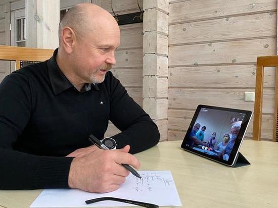 Сергей Катасонов провел совещание по ситуации в Домбаровском районе