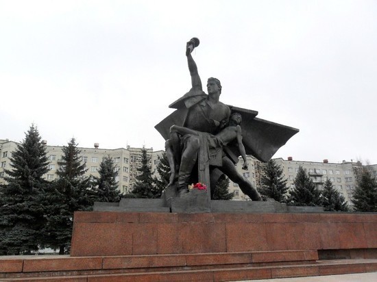 Изгнание скейтбордистов — власти Костромы решили-таки вправить мозги малолетним экстремалам