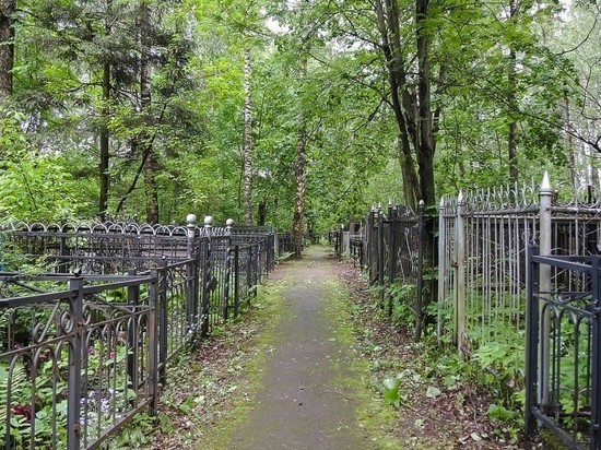 Кладбища Москвы останутся закрытыми в Родительскую субботу