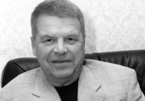 Телеграм-канал Baza со ссылкой на собственные источники сообщает, что непосредственной причиной смерти народного артиста Михаила Кокшенова стала не онкология или какое-либо другое заболевание, а инфекция
