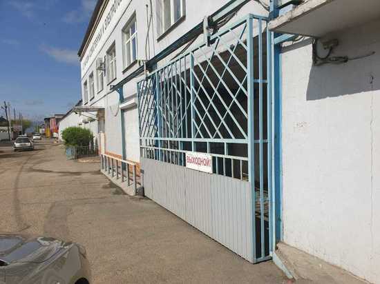 Два магазина в Чите закрыли за работу на выходных