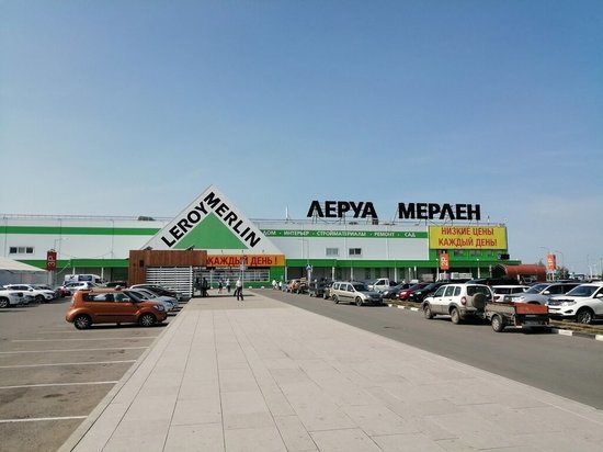 В Омске закрыто уже 48 магазинов