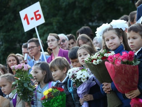 В первую очередь зачислят тех малышей, чьи братья или сестры уже учатся в этом заведении