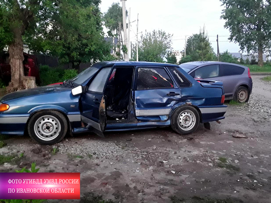В Иванове водитель иномарки сбил пешехода и спровоцировал столкновение трех машин