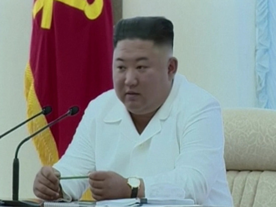 Ким Чен Ын удивил всех, появившись в необычном модном наряде