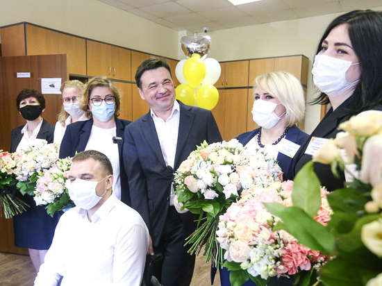 Губернатор Подмосковья Андрей Воробьев поздравил с профессиональным праздником сотрудников соцзащиты