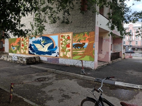 Граффити в тайм-лапс: как создавалась Царевна-Лебедь в Твери