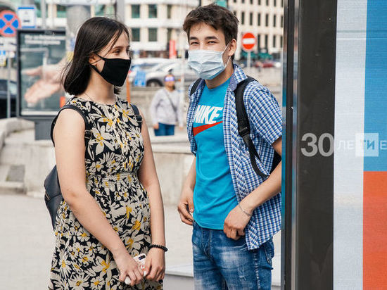 Челнинцев призвали продолжать носить маски на улице