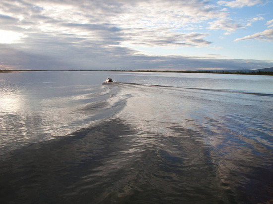 Разлитое под Норильском топливо попало в озеро Пясино