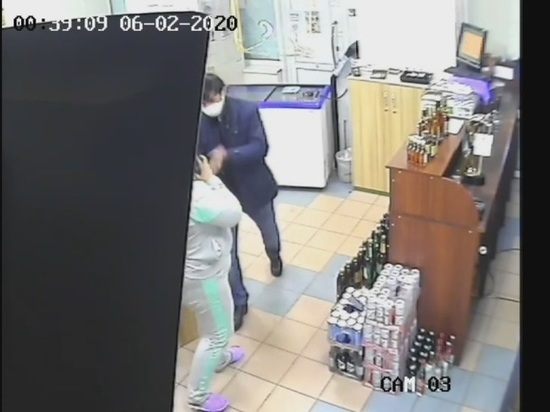 Ивановского грабителя, избившего продавца ради бутылки водки, разыскивает полиция