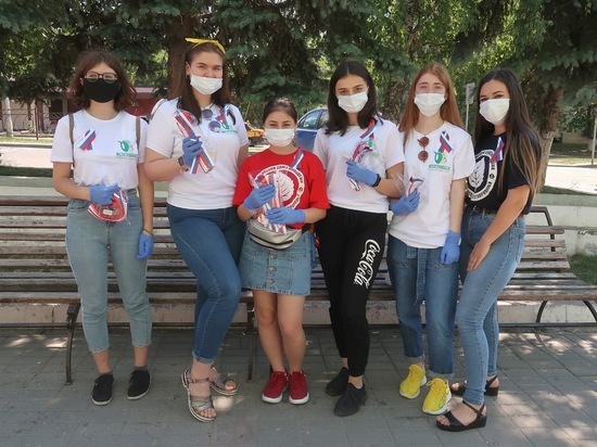 В Железноводске волонтёры поддержали всероссийский флешмоб
