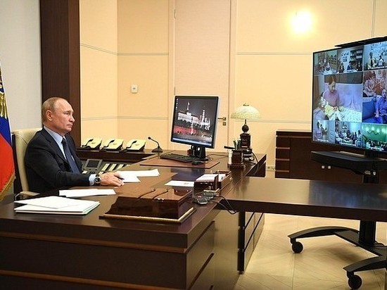 Владимир Путин положительно оценил взаимодействие Сергея Ситникова с некоммерческими организациями
