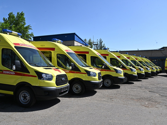 12 новых автомобилей скорой помощи поступили в Хабаровск