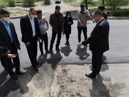 В Улан-Удэ проверили, как ремонтируются городские дороги