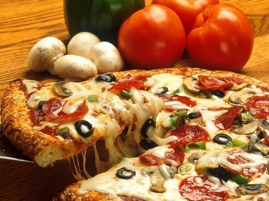 В Тобольске курьера избили и отобрали 12 коробок с пиццами