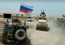 Военные США попытались перекрыть дорогу российскому военному патрулю в сирийской провинции Хасеке, однако их бронемашина заглохла, информирует источник